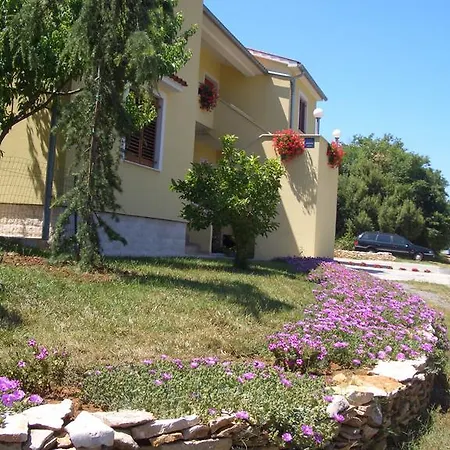 Апартаменты Sara