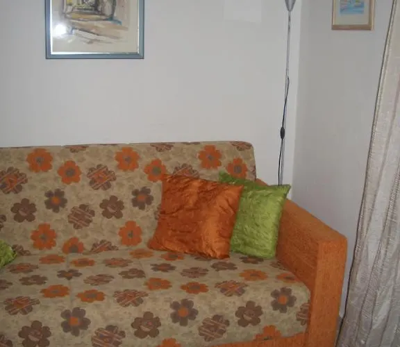 Sara Apartment *